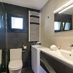 Seaside In With Garden And Pool View Villa *