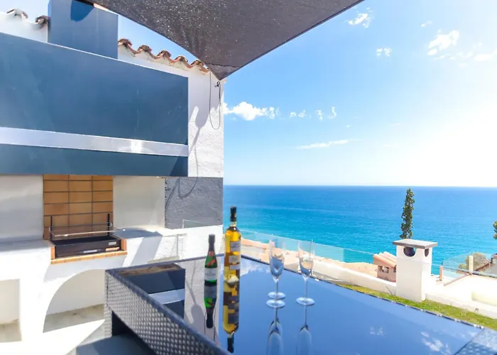 Seaside In With Garden And Pool View * Lloret de Mar