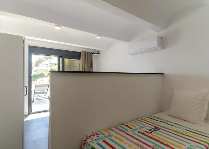 Seaside In With Garden And Pool View Willa Lloret de Mar