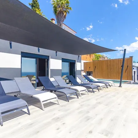 Seaside In With Garden And Pool View *