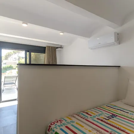 Seaside In With Garden And Pool View * Lloret de Mar