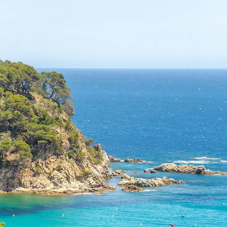 Seaside In With Garden And Pool View Villa Lloret de Mar
