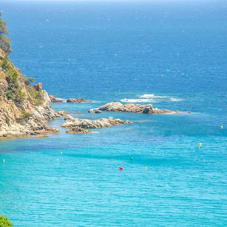 Seaside In With Garden And Pool View Lloret de Mar