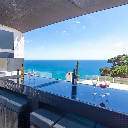 Villa Seaside In With Garden And Pool View Lloret de Mar