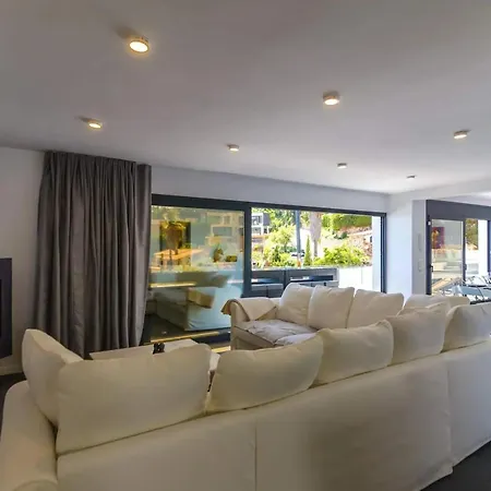 Villa Seaside In With Garden And Pool View Lloret de Mar