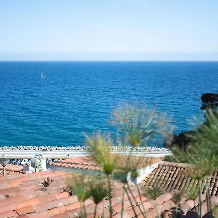 Seaside In With Garden And Pool View Lloret de Mar